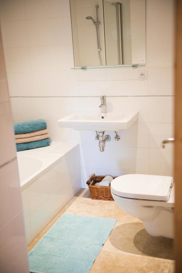'Petite Ferme Les Bouts' Apartment, Sleeps 6, Nr Morzine La Cote d'Arbroz 外观 照片